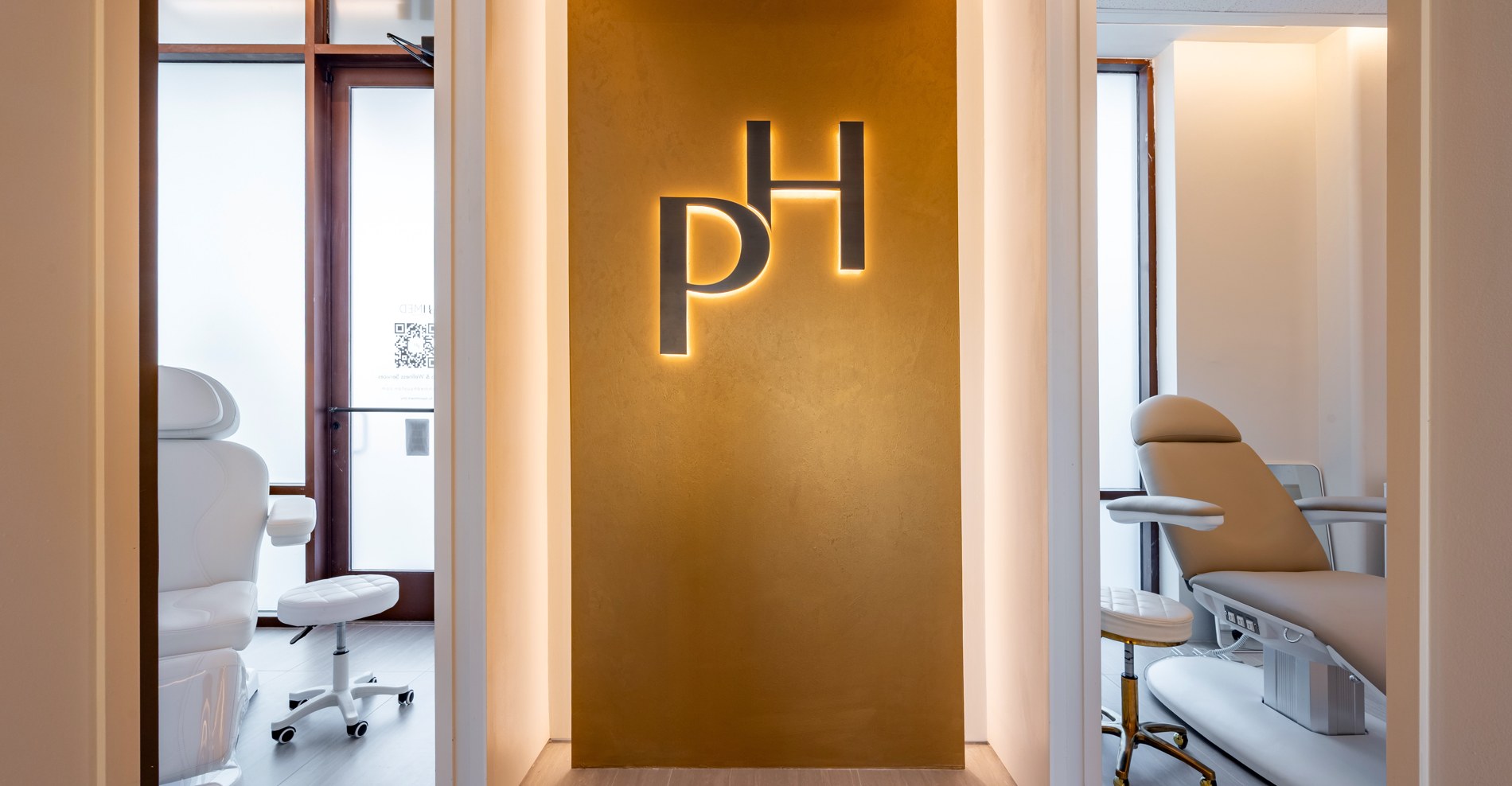 PH Med Houston Heights treatment rooms — Botox and neuromodulators